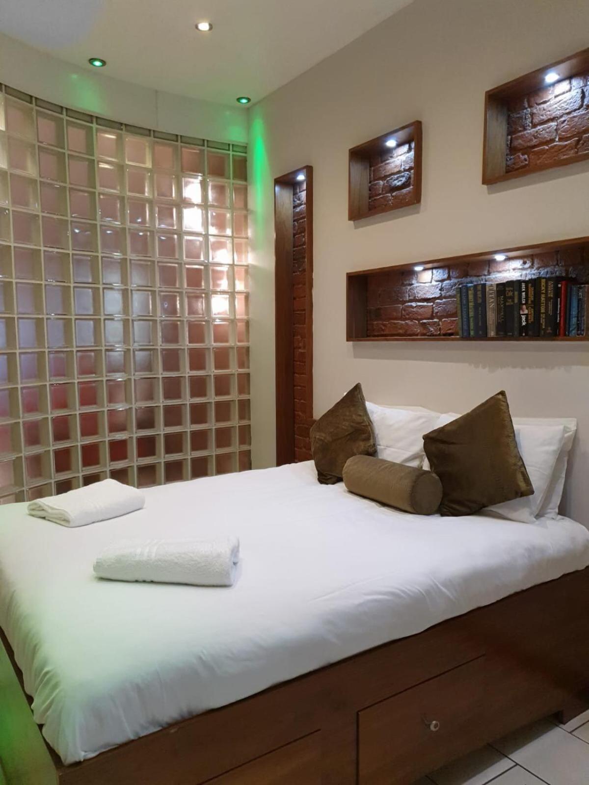 The Famous Floor Sleeps 26 And Group Acc Sleeps30 Apartment